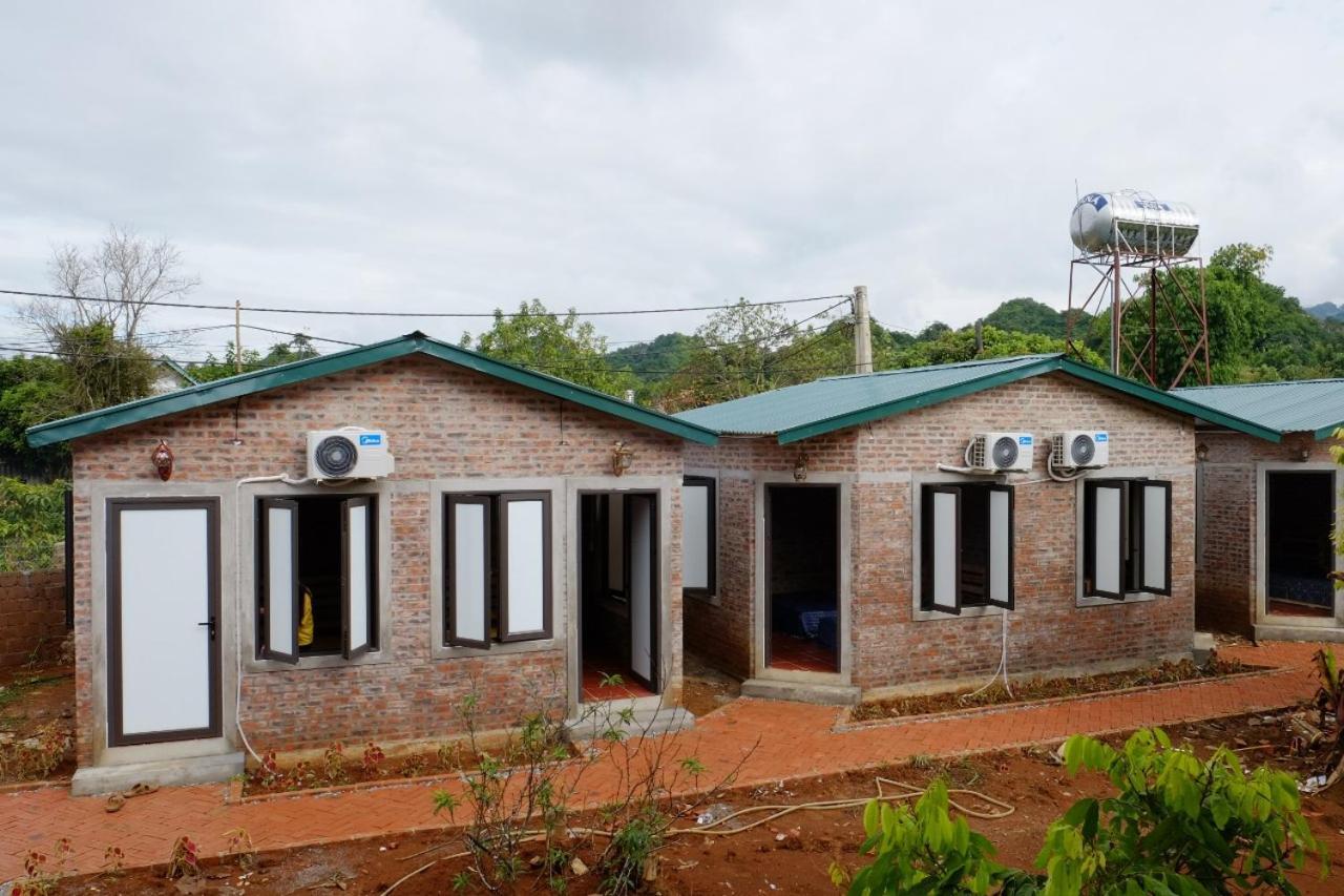 Datani Moc Chau Homestay Lang Mon Esterno foto